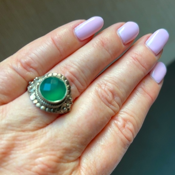 Vintage Green Onyx & Sterling Silver Boho Ring - Picture 2 of 9